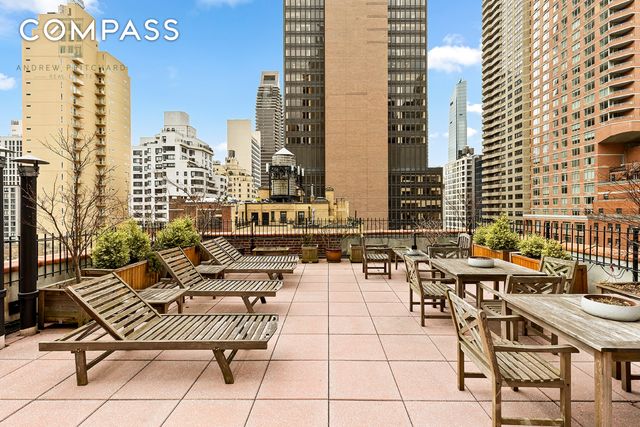 212 E 48th St Apt 1D, New York City, NY 10017
