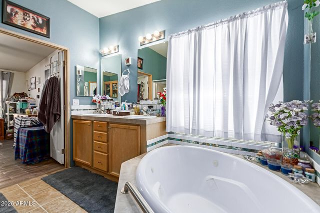 1347 S OAK Road, Maricopa, AZ 85139