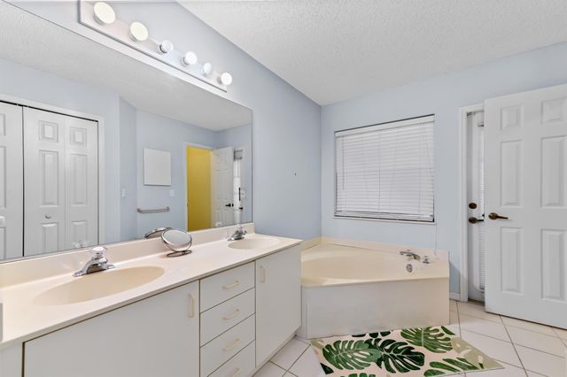 2738 SE Clareton Terrace, Port St Lucie, FL 34952