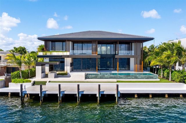 11404 N Bayshore Drive, North Miami, FL 33181