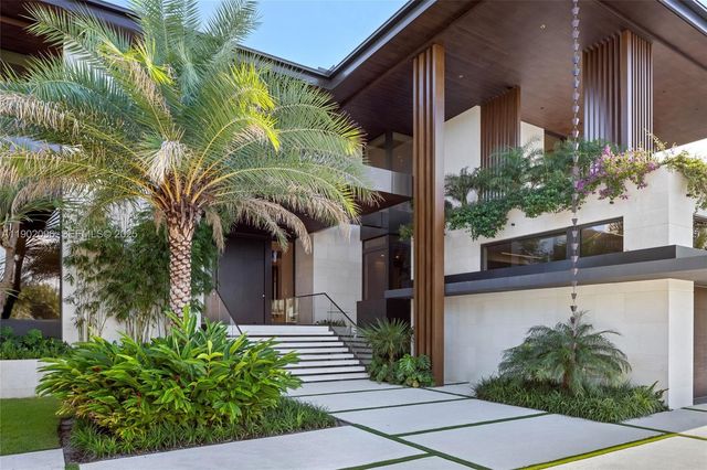 11404 N Bayshore Drive, North Miami, FL 33181