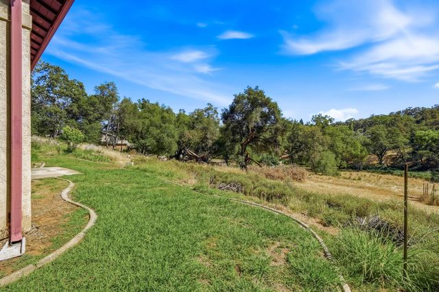 3707 Witt Rd, Auburn, CA 95602