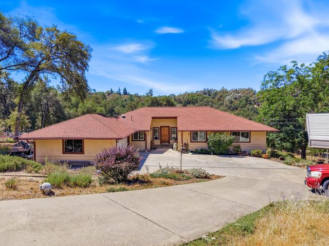 3707 Witt Rd, Auburn, CA 95602