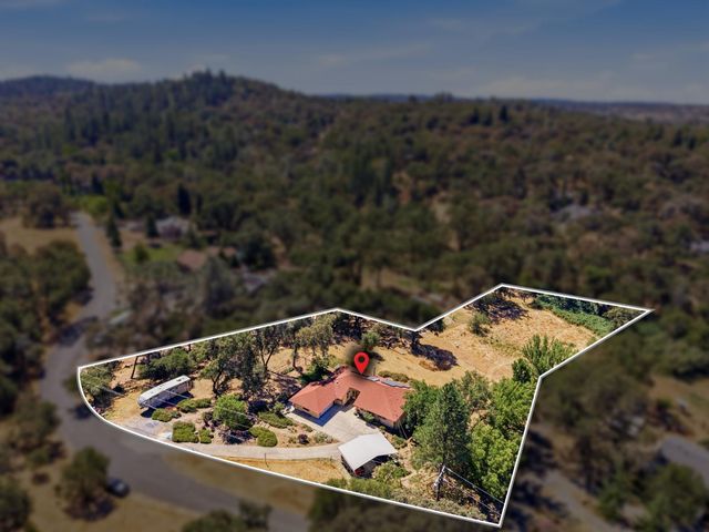 3707 Witt Rd, Auburn, CA 95602