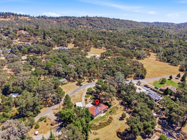 3707 Witt Rd, Auburn, CA 95602