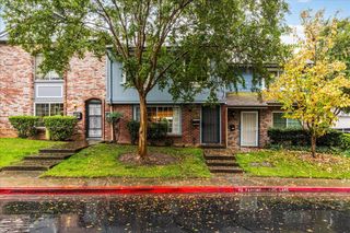 4002 Oak Villa Cir, Carmichael, CA 95608