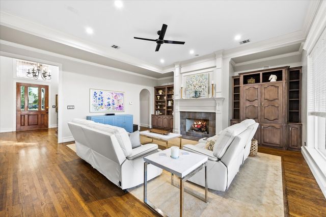 912 Country Club Drive, Heath, TX 75032