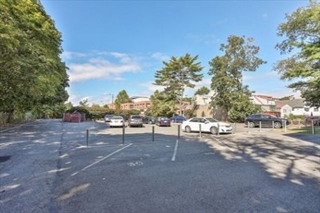 45 Oval Rd 46, Quincy, MA 02170