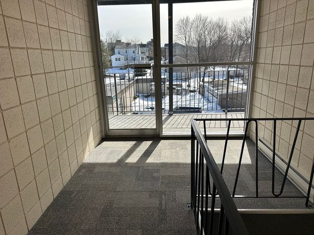 45 Oval Rd 46, Quincy, MA 02170