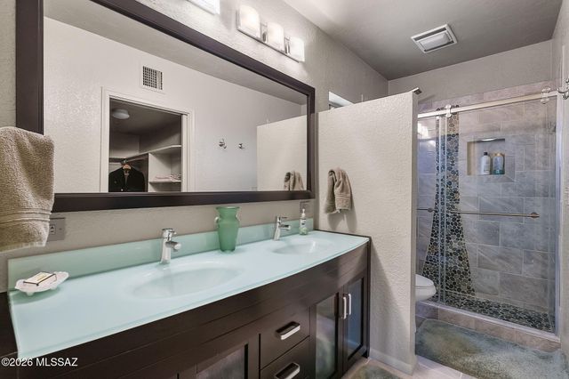 1051 Avenida Aprenda, Rio Rico, AZ 85648