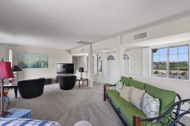 1051 Avenida Aprenda, Rio Rico, AZ 85648