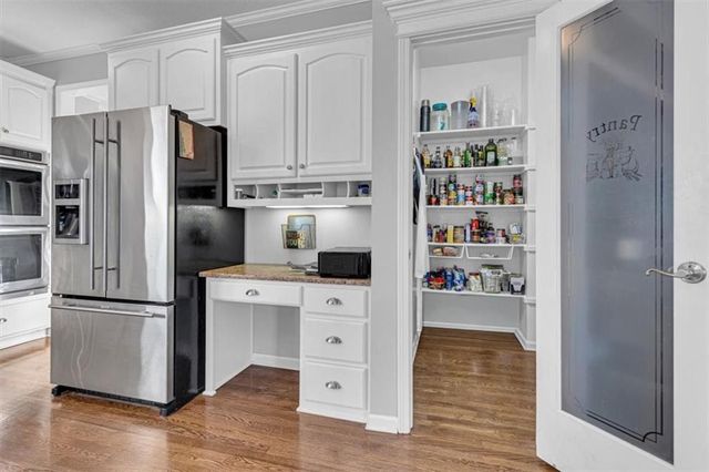 10908 W 144th Street, Overland Park, KS 66221