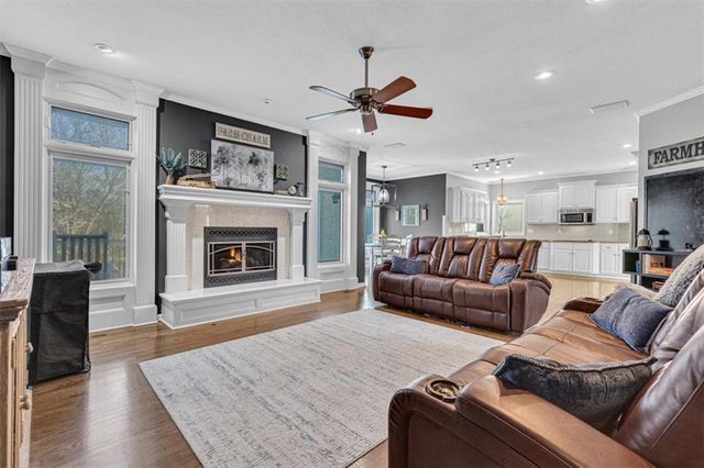 10908 W 144th Street, Overland Park, KS 66221