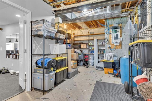 10908 W 144th Street, Overland Park, KS 66221