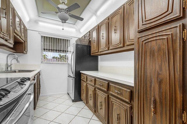 510 High Point Drive C, Delray Beach, FL 33445