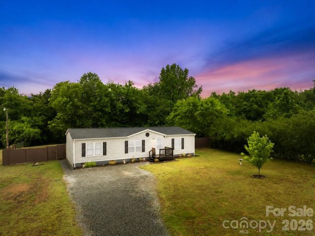 139 Gayle Drive, Troutman, NC 28166