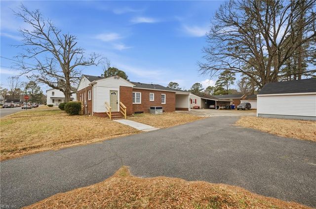 411 S College DR, Franklin, VA 23851