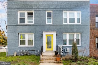 1659 HOLBROOK ST NE #1, Washington, DC 20002