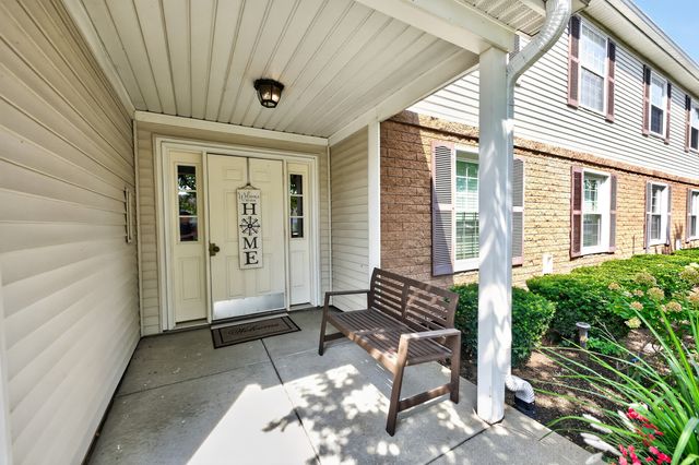 665 Thorntree Court A-1, Bartlett, IL 60103