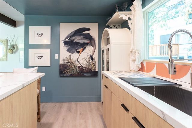 220 Oak Dr., Lake Arrowhead, CA 92352