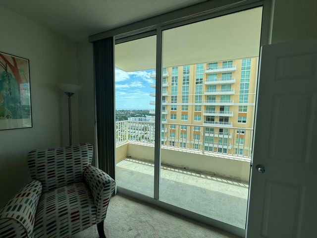 700 E BOYNTON BEACH Boulevard 1103, Boynton Beach, FL 33435