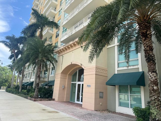 700 E BOYNTON BEACH Boulevard 1103, Boynton Beach, FL 33435