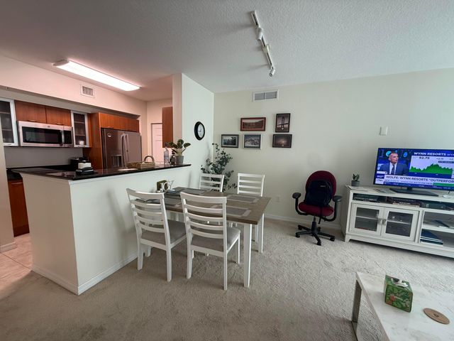 700 E BOYNTON BEACH Boulevard 1103, Boynton Beach, FL 33435