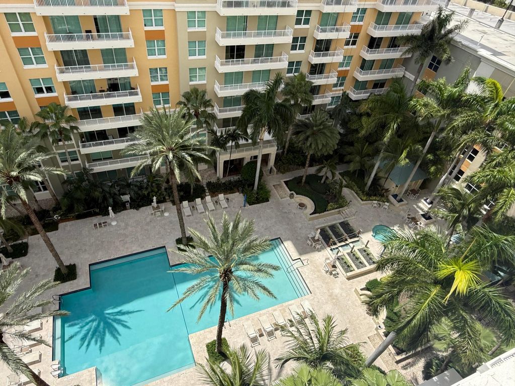 700 E BOYNTON BEACH Boulevard 1103, Boynton Beach, FL 33435
