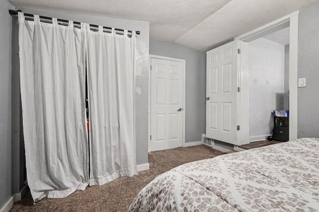 125 Maplelawn Street Se, City Of Kentwood, MI 49548