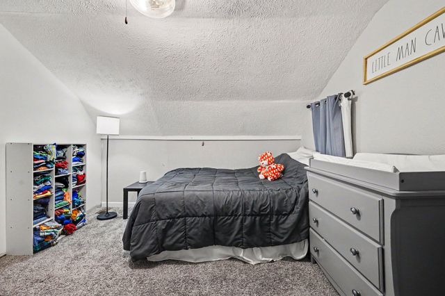 125 Maplelawn Street Se, City Of Kentwood, MI 49548
