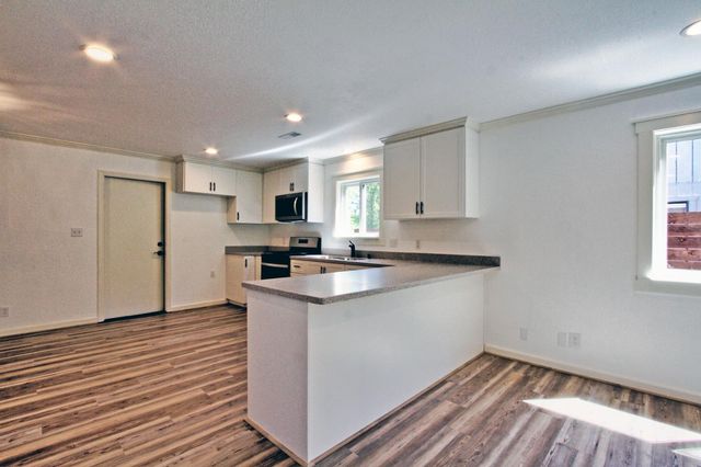 13740 Torrey Pines Dr, Auburn, CA 95602