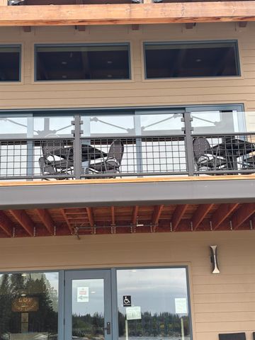 13740 Torrey Pines Dr, Auburn, CA 95602