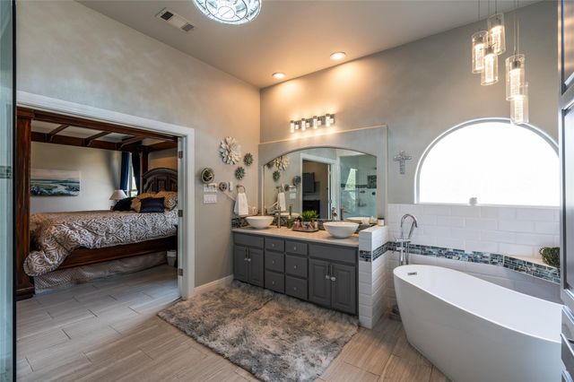 21508 Lake Park DR, Lago Vista, TX 78645