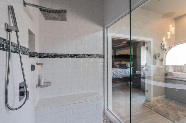 21508 Lake Park DR, Lago Vista, TX 78645