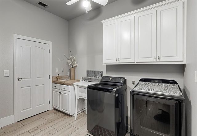 21508 Lake Park DR, Lago Vista, TX 78645