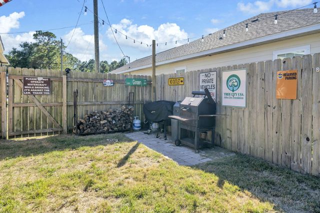 9276 Ridge Drive, Navarre, FL 32566