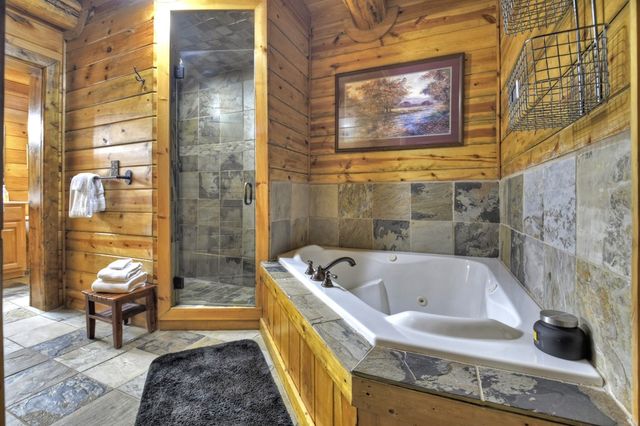 536 Lakeview Road, Blue Ridge, GA 30513