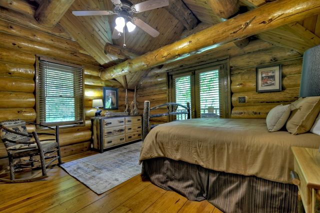 536 Lakeview Road, Blue Ridge, GA 30513