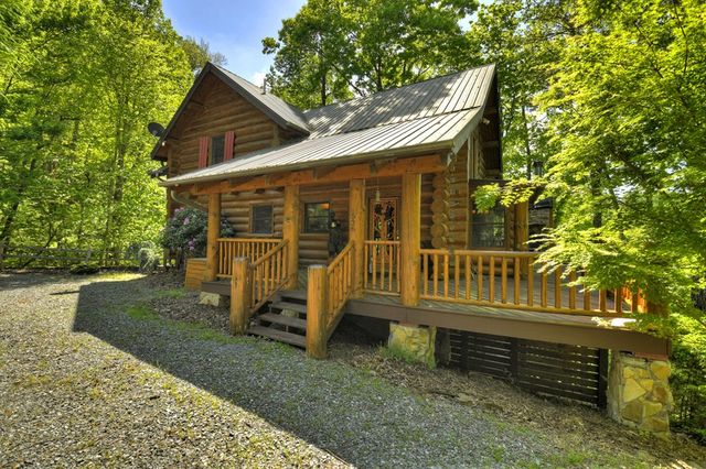 536 Lakeview Road, Blue Ridge, GA 30513
