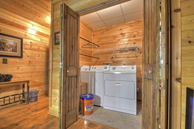 536 Lakeview Road, Blue Ridge, GA 30513