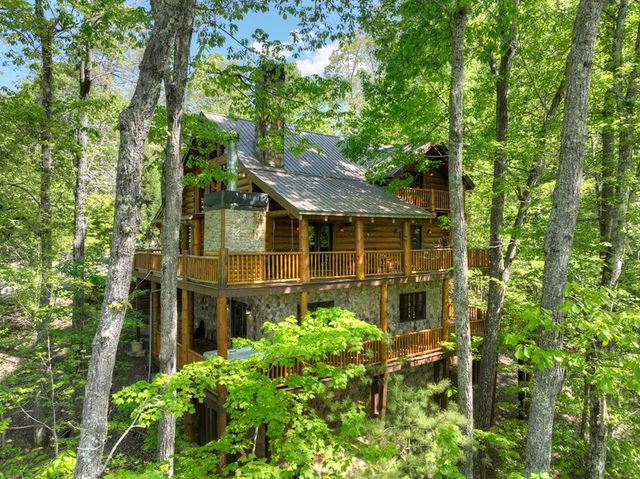 536 Lakeview Road, Blue Ridge, GA 30513
