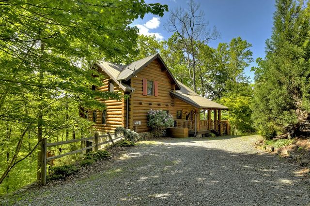 536 Lakeview Road, Blue Ridge, GA 30513