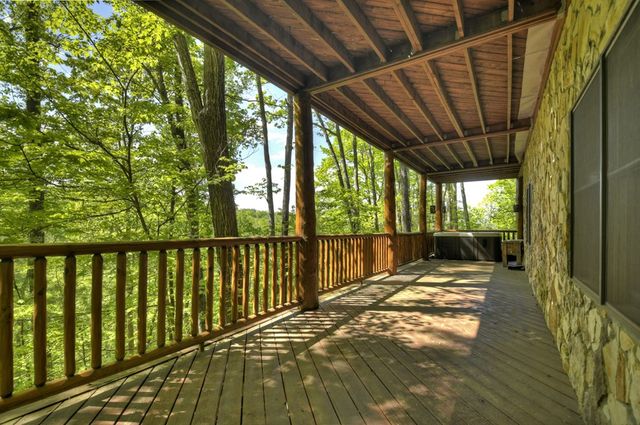 536 Lakeview Road, Blue Ridge, GA 30513