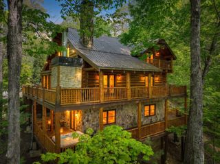 536 Lakeview Road, Blue Ridge, GA 30513
