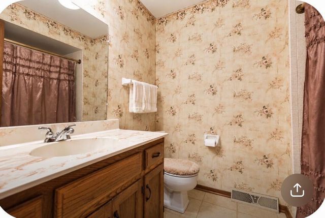 8333 N Cedarburg ROAD, Brown Deer, WI 53209