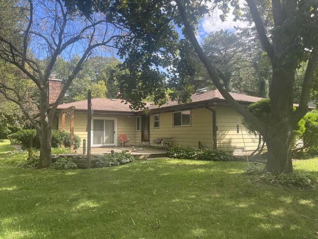 8333 N Cedarburg ROAD, Brown Deer, WI 53209