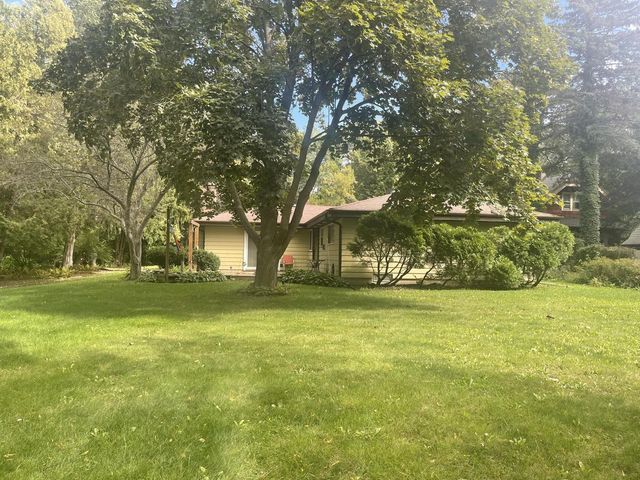 8333 N Cedarburg ROAD, Brown Deer, WI 53209