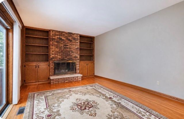 8333 N Cedarburg ROAD, Brown Deer, WI 53209