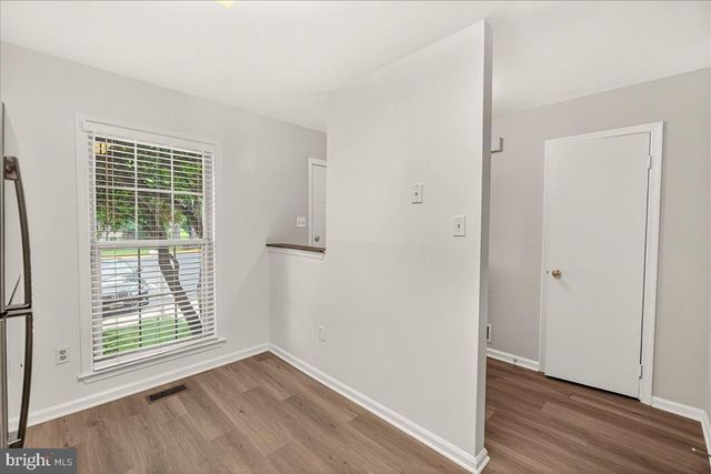 20477 SUMMERSONG LN, Germantown, MD 20874