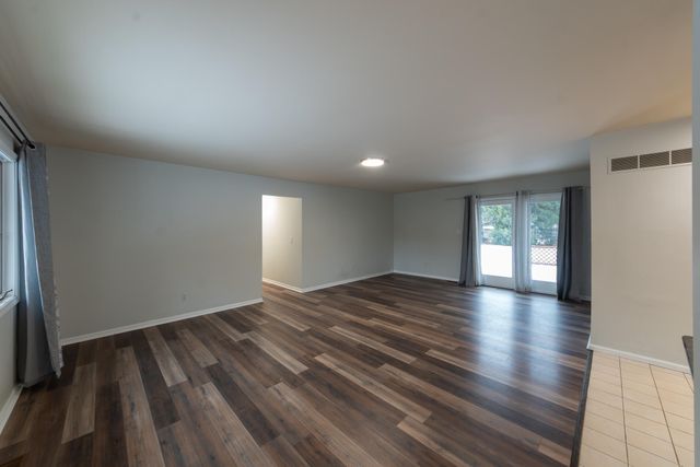 46105 W Seven Mile Road, Northville Twp, MI 48167